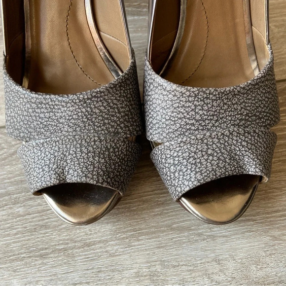 BCBGMAXAZRIA Pebbled Leather Peep Toe Platform Pumps - Picture 4 of 15